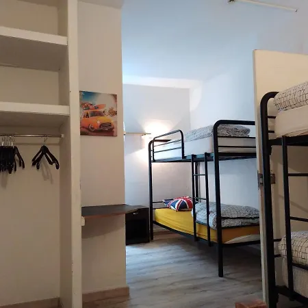 Hostel Lindo Carillon